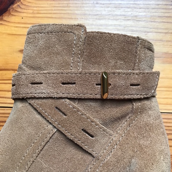 Naturalizer Suede Tan Cognac Pointed Toe Boots with Strap, EUC, 7.5 - Picture 10 of 13